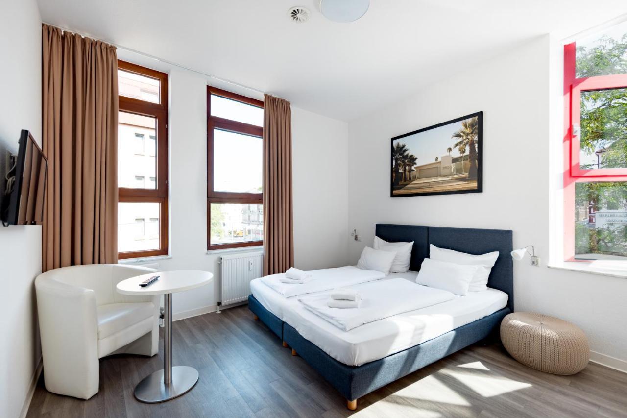 Hotel Garni Am Olgaeck Stuttgart Exterior photo